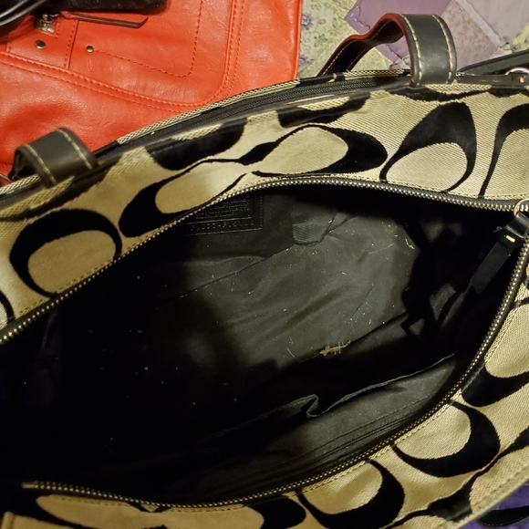 Coach purse,used once,excellent condition brown and tan,lots of compartments! - Picture 5 of 8